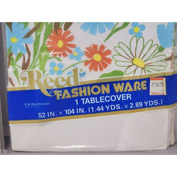 Reed Tablecover Set Of 2: Solid White 52" X 88"‎ & Floral Pattern 52" X 104" NOS - Picture 4 of 5